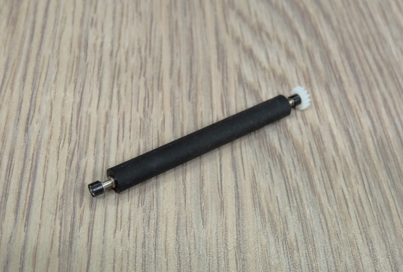 Прижимной резиновый валик чековой ленты для кассового аппарата Нева-01Ф